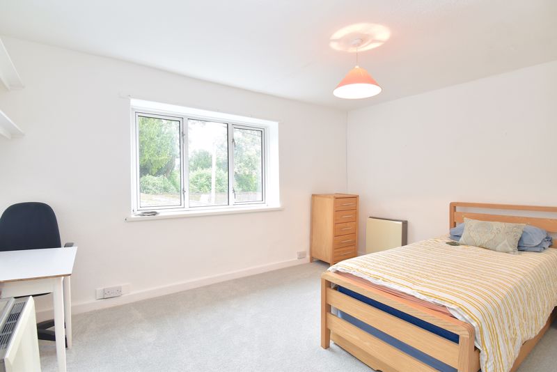 Bedroom- click for photo gallery